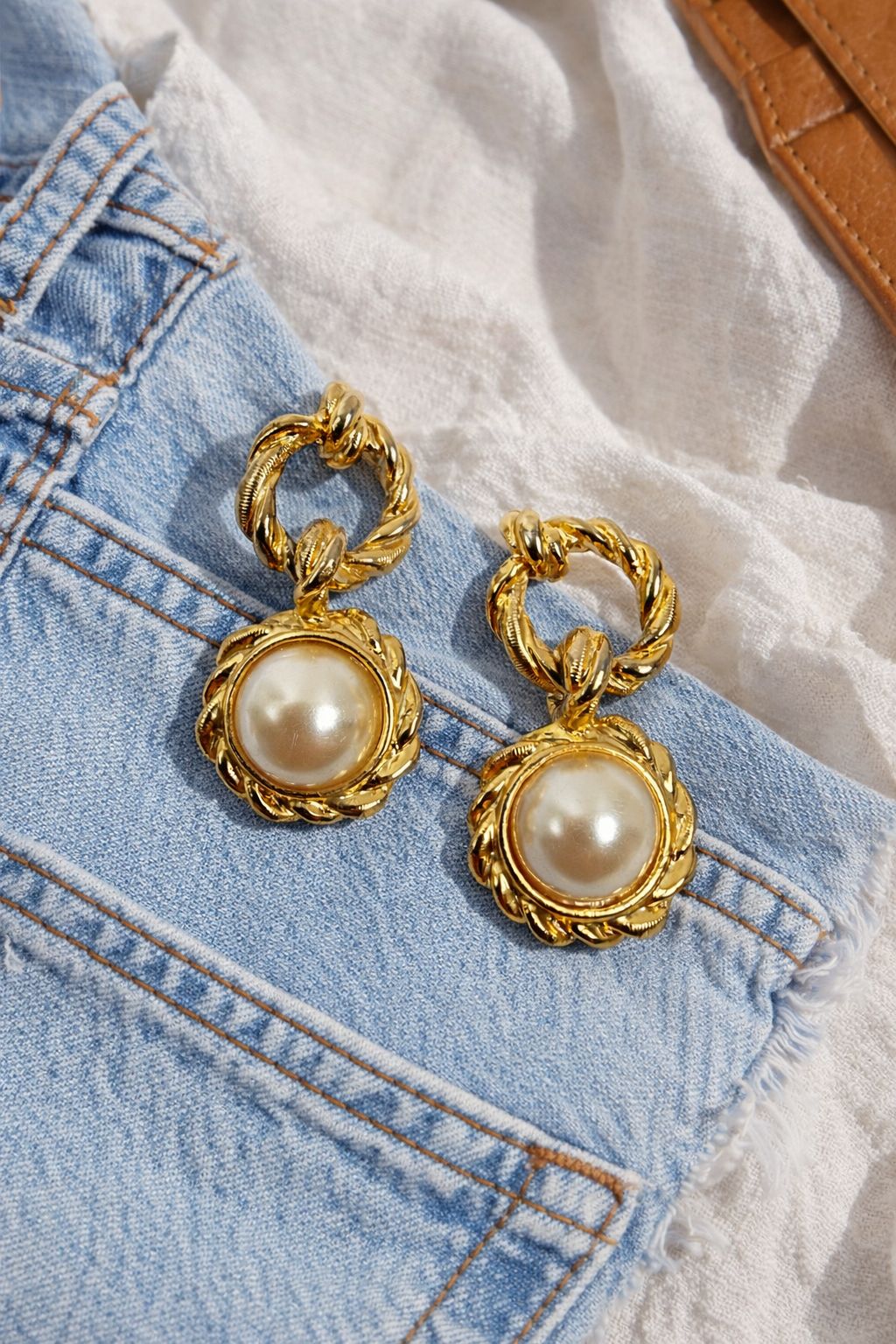 Vintage Gold Rope Twist Pearl Drop Earrings Chunky 80s Statement Glam